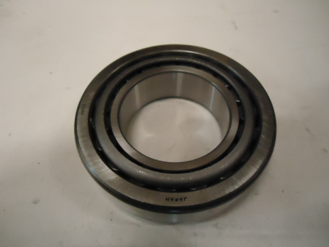 Подшипник внутренний  передней ступицы ISUZU NPR75/NQR75/NQR71/NLR85/NMR85