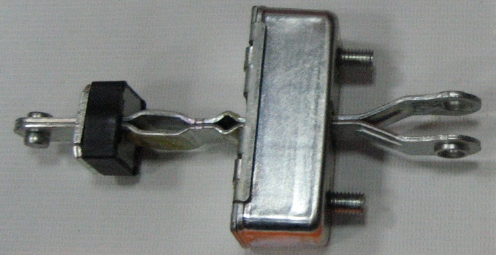 Ограничитель открывания дверей  ISUZU NQR90/NMR85/NPR75/NLR85