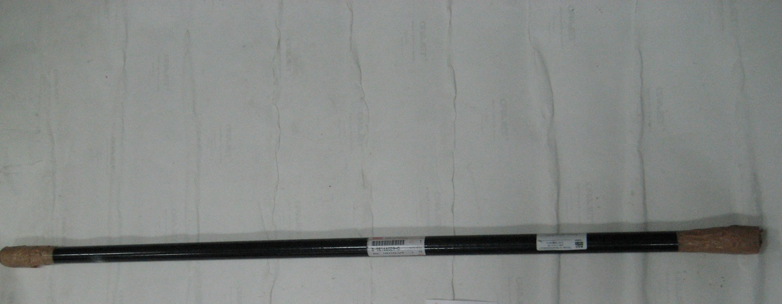 Вал (ось) торсиона кабины ISUZU NQR90/NPR75