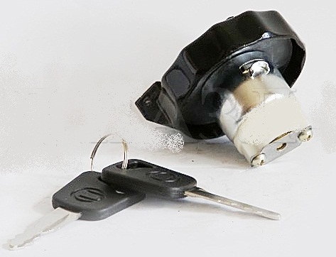 Крышка топливного бака с замком Isuzu NQR71/NKR55.