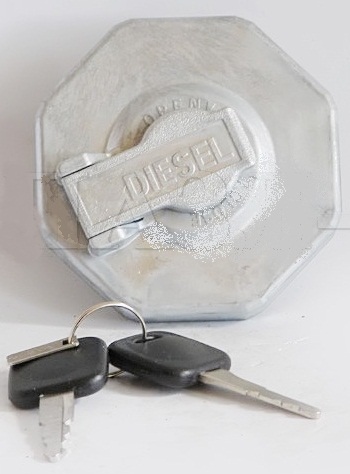 Крышка топливного бака с замком ISUZU NQR75.
